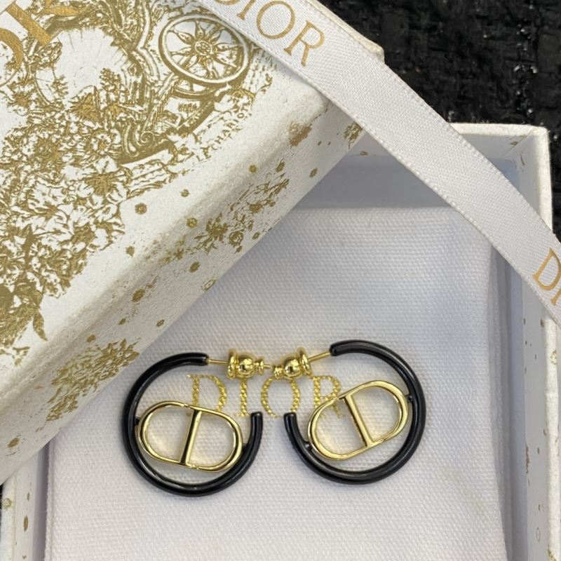 chr1st1an D10r earrings